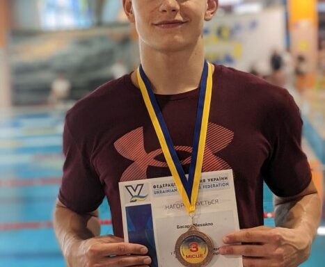 Тернопільський плавець здобув бронзу на чемпіонаті України